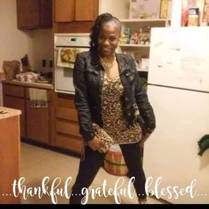 Meet your Posher, Phyllis